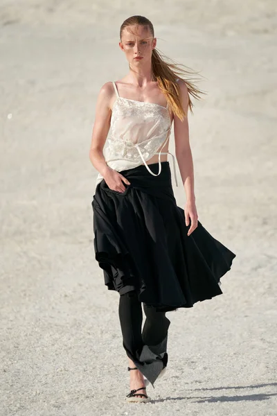 Look 5